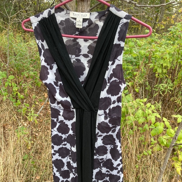 REDUCED! White House Black Market Black & White Floral Mesh Tunic Dress—size S - Picture 1 of 3